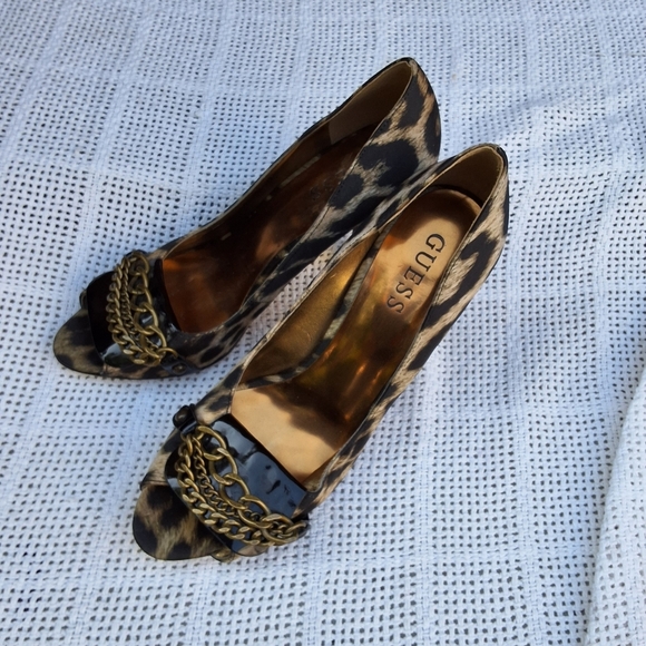 Guess Open Toe chain leopard heels 6.5‎ - Picture 2 of 9